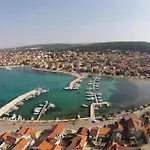 Amazing In With Wifi