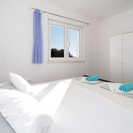 Amazing In With Wifi Apartman Bibinje